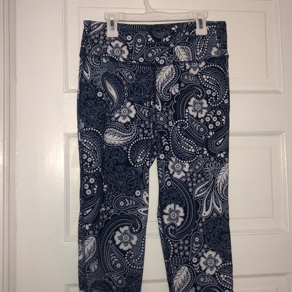 Patterned old navy active leggings